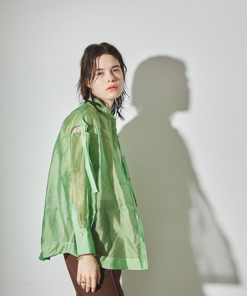 PUBLIC TOKYO（パブリックトウキョウ）の「バンドカラーシアーブラウス（シャツ/ブラウス・レディース・ベージュ/ミント/サックスブルー・FREE）」の18枚目の写真