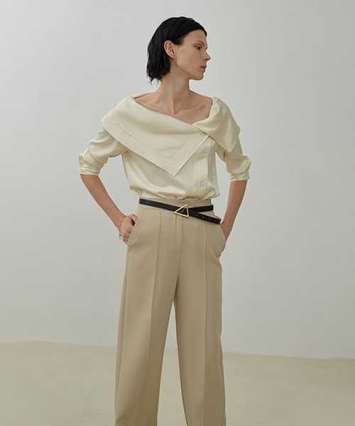 UNSPOKEN（アンスポクン）の「【UNSPOKEN】Big lapel blouse UX20S649chw（シャツ/ブラウス・レディース・ブラック/アイボリー・M/S）」の10枚目の写真