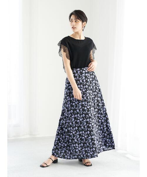 YECCA VECCA（イェッカヴェッカ）の「花柄ロングスカート　＊（スカート・レディース・ネイビー/マスタード・SMALL/MEDIUM）」の13枚目の写真