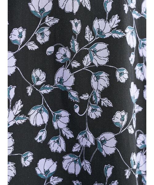 YECCA VECCA（イェッカヴェッカ）の「花柄ロングスカート　＊（スカート・レディース・ネイビー/マスタード・SMALL/MEDIUM）」の16枚目の写真