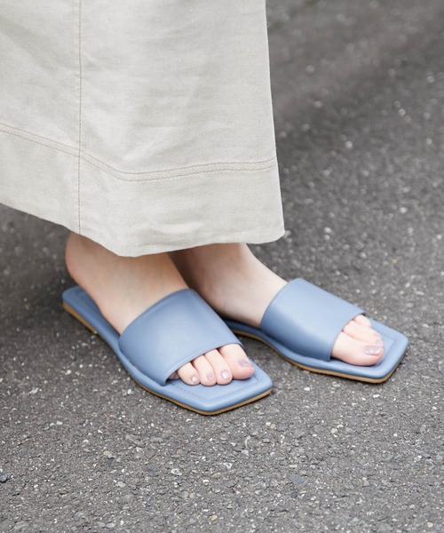 CIAOPANIC TYPY(チャオパニックティピー)の「スクエアトゥフラットサンダル(サンダル・レディース・ブラック/ブラウン/ゴールド/ブルー・38/36/37)」の11枚目の写真