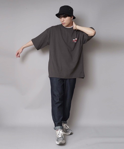 LB/S （エルビーエス）の「【Kellogg 's/ケロッグ 】サガラ刺繍　ビッグシルエット　バックプリント　ブランドロゴ　Tシャツ（Tシャツ/カットソー・メンズ・チャコールグレー/ホワイト/イエロー・LARGE/MEDIUM）」の13枚目の写真