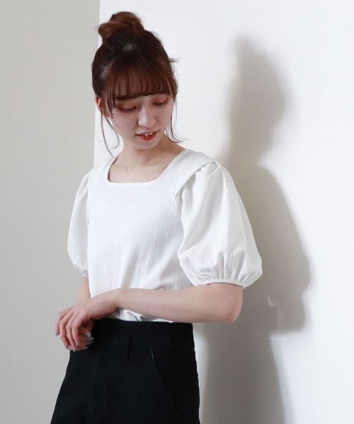 archives（アルシーヴ）の「タックボリュームスリーブＴＯＰＳ（Tシャツ/カットソー・レディース・パープル/オフホワイト/グリーン/モカ・MEDIUM）」の6枚目の写真
