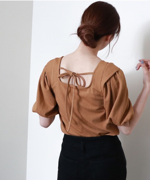 archives（アルシーヴ）の「タックボリュームスリーブＴＯＰＳ（Tシャツ/カットソー・レディース・パープル/オフホワイト/グリーン/モカ・MEDIUM）」の15枚目の写真