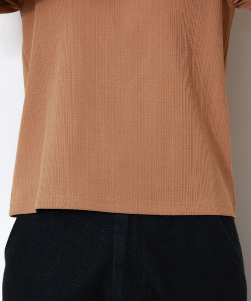 archives（アルシーヴ）の「タックボリュームスリーブＴＯＰＳ（Tシャツ/カットソー・レディース・パープル/オフホワイト/グリーン/モカ・MEDIUM）」の7枚目の写真