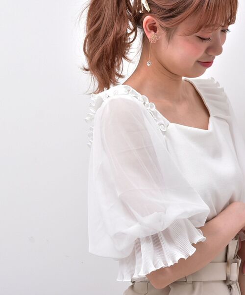 MAJESTIC LEGON（マジェスティックレゴン）の「☆ガーリースリーブ半袖トップス（Tシャツ/カットソー・レディース・ブラック/オフホワイト/グレイッシュベージュ・SMALL/MEDIUM）」の10枚目の写真