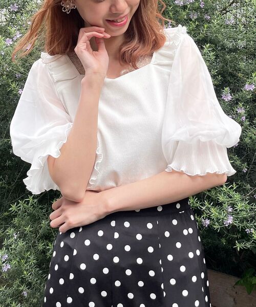 MAJESTIC LEGON（マジェスティックレゴン）の「☆ガーリースリーブ半袖トップス（Tシャツ/カットソー・レディース・ブラック/オフホワイト/グレイッシュベージュ・SMALL/MEDIUM）」の11枚目の写真