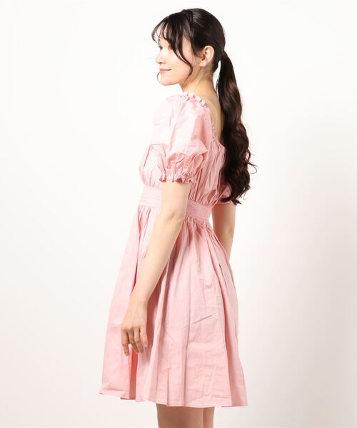 SPIGA（スピーガ）の「肩ギャザー釦半袖ミモレ丈ワンピース（ワンピース・レディース・ホワイト/ブラック/ピンク・FREE）」の11枚目の写真