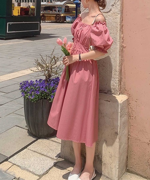 SPIGA（スピーガ）の「肩ギャザー釦半袖ミモレ丈ワンピース（ワンピース・レディース・ホワイト/ブラック/ピンク・FREE）」の3枚目の写真