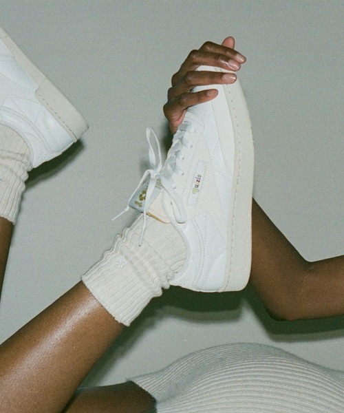 Reebok（リーボック）の「Danielle Guizio クラブシー / Danielle Guizio Club C 85 Shoes（スニーカー・メンズ・オフホワイト・23.0cm/27.0cm/24.0cm/23.5cm/26.0cm/25.5cm/26.5cm/24.5cm/25.0cm）」の15枚目の写真