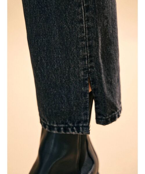 Ungrid（アングリッド）の「スリットストレートデニム（デニムパンツ・レディース・ブラック/ブルー・25inch/26inch/24inch）」の6枚目の写真