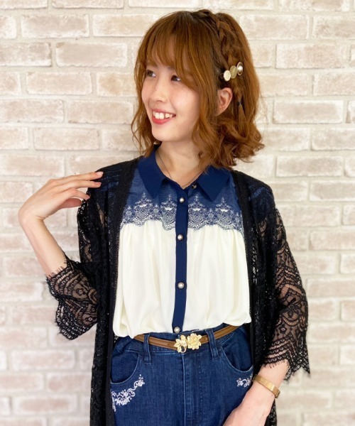 axes femme（アクシーズファム）の「ヨーク刺繍ノースリ
