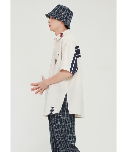 ROMANTIC CROWN(ロマンティッククラウン)の「『ROMANTIC CROWN』BACK LINE HALF SHIRT/バックライン 半袖シャツ(シャツ/ブラウス・レディース・ホワイト/ネイビー/アイボリー・M)」の8枚目の写真