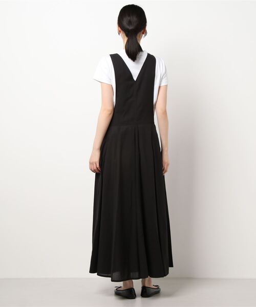 Whim Gazette（ウィムガゼット）の「製品染めジャンパースカート（ジャンパースカート・レディース・キャメル/チャコールグレー・FREE）」の3枚目の写真