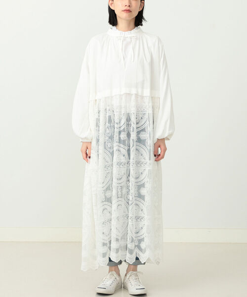 CAROLINA GLASER（カロリナ グレイサー）の「Aya × CAROLINA GLASER / レース ロングブラウス（シャツ/ブラウス・レディース・ホワイト/ブラック・ONE SIZE）」の5枚目の写真