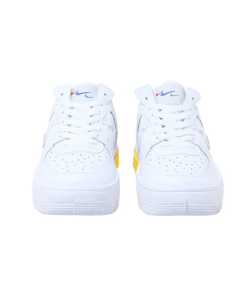 NIKE（ナイキ）の「NIKE WMNS AIR FORCE 1 FONTANKA DA7024-101（スニーカー・レディース・ホワイト・23㎝/24㎝/25㎝/23.5㎝/24.5㎝）」の4枚目の写真