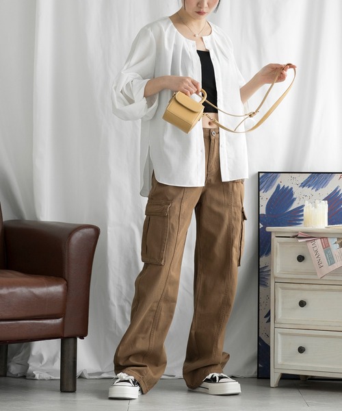 aimoha（アイモハ）の「ボリューム袖ブラウス (SS)（シャツ/ブラウス・レディース・ベージュ/ホワイト・LARGE/MEDIUM）」の17枚目の写真