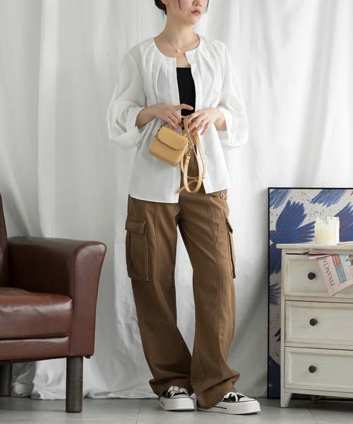 aimoha（アイモハ）の「ボリューム袖ブラウス (SS)（シャツ/ブラウス・レディース・ベージュ/ホワイト・LARGE/MEDIUM）」の16枚目の写真