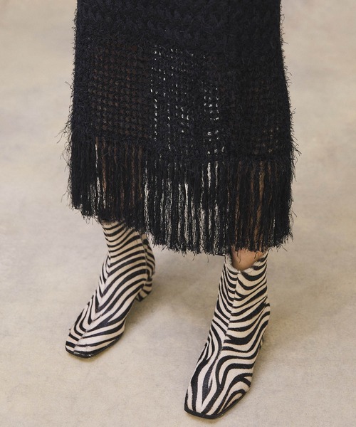 PUBLIC TOKYO（パブリックトウキョウ）の「バスケットフェザーニットスカート（スカート・レディース・ブラック/アイボリー・FREE）」の4枚目の写真