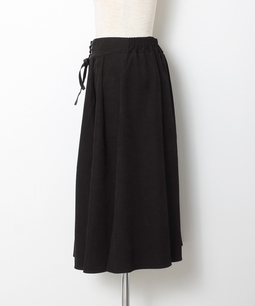 Grandeir（グランディール）の「レースアップリボン ピーチスキン フレアスカート（スカート・レディース・モカ/ブラック/ピンク・M）」の6枚目の写真