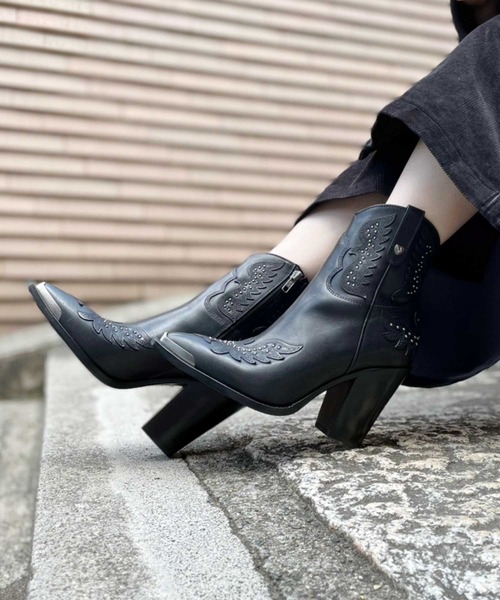 ASH(アッシュ)の「WEB限定【BEVERLY】ウエスタンショートブーツ(ブーツ・レディース・ブラック・38/36/37)」の6枚目の写真