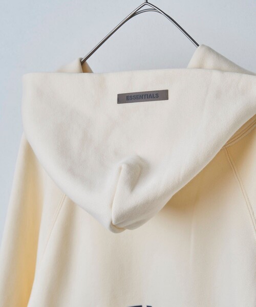 Firsthand(ファーストハンド)の「FOG ESSENTIALS/エフオージーエッセンシャルズ バックプリント プルオーバーフーディ(パーカー・メンズ・ブラック/オフホワイト/オリーブ/キャメル・S/M/L/XL)」の7枚目の写真