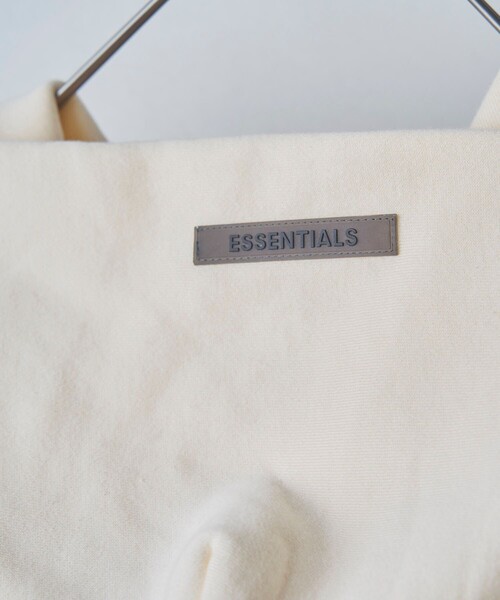 Firsthand(ファーストハンド)の「FOG ESSENTIALS/エフオージーエッセンシャルズ バックプリント プルオーバーフーディ(パーカー・メンズ・ブラック/オフホワイト/オリーブ/キャメル・S/M/L/XL)」の9枚目の写真