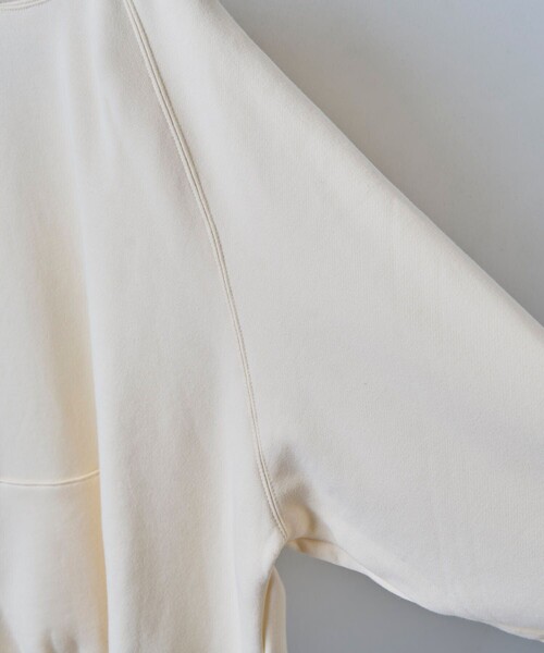 Firsthand(ファーストハンド)の「FOG ESSENTIALS/エフオージーエッセンシャルズ バックプリント プルオーバーフーディ(パーカー・メンズ・ブラック/オフホワイト/オリーブ/キャメル・S/M/L/XL)」の12枚目の写真