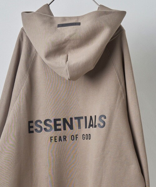 Firsthand(ファーストハンド)の「FOG ESSENTIALS/エフオージーエッセンシャルズ バックプリント プルオーバーフーディ(パーカー・メンズ・ブラック/オフホワイト/オリーブ/キャメル・S/M/L/XL)」の4枚目の写真