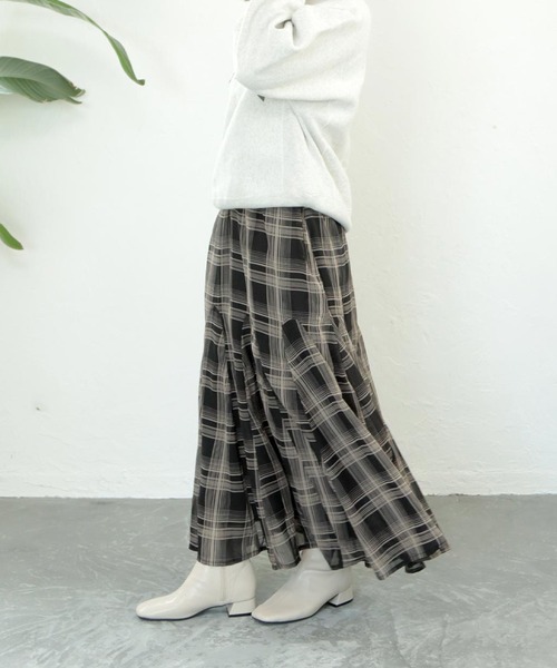 grandfleur（グランドフルール）の「【S～3L】スクエアトゥローヒールストレッチショートブーツ（ブーツ・レディース・ブラック/ダークブラウン/ベージュ系その他/アイボリー・3L/L/S/LL/M）」の6枚目の写真