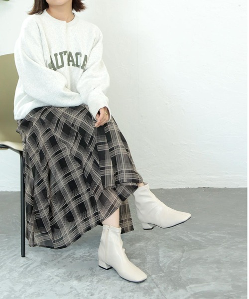 grandfleur（グランドフルール）の「【S～3L】スクエアトゥローヒールストレッチショートブーツ（ブーツ・レディース・ブラック/ダークブラウン/ベージュ系その他/アイボリー・3L/L/S/LL/M）」の8枚目の写真