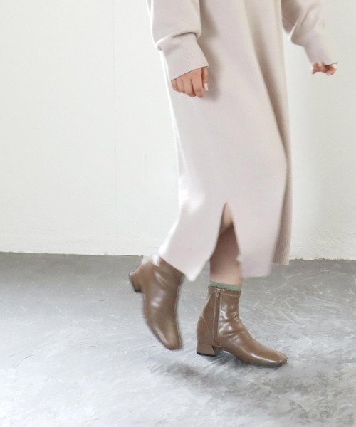 grandfleur（グランドフルール）の「【S～3L】スクエアトゥローヒールストレッチショートブーツ（ブーツ・レディース・ブラック/ダークブラウン/ベージュ系その他/アイボリー・3L/L/S/LL/M）」の20枚目の写真