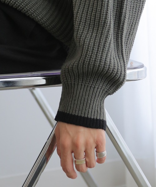 TUTTU（トゥトゥ）の「リブ配色 片畦 ニット プルオーバー（ニット/セーター・メンズ・ブラウン/グリーン・M/L）」の4枚目の写真