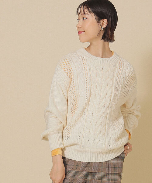 Ray BEAMS(レイビームス)の「Ray BEAMS / ケーブル キリカエ クルーネック ニット(ニット/セーター・レディース・オフホワイト/ライトブルー・ONE SIZE)」の1枚目の写真