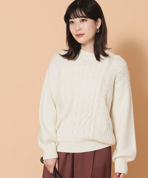 Ray BEAMS(レイビームス)の「Ray BEAMS / ケーブル キリカエ クルーネック ニット(ニット/セーター・レディース・オフホワイト/ライトブルー・ONE SIZE)」の13枚目の写真