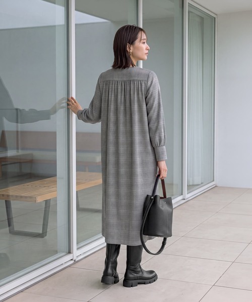 STYLE DELI(スタイルデリ)の「【LUXE】グレンチェック柄プリーツ切替ワンピース(ワンピース・レディース・ブラックミックス/ブラウン系その他・01/02)」の5枚目の写真