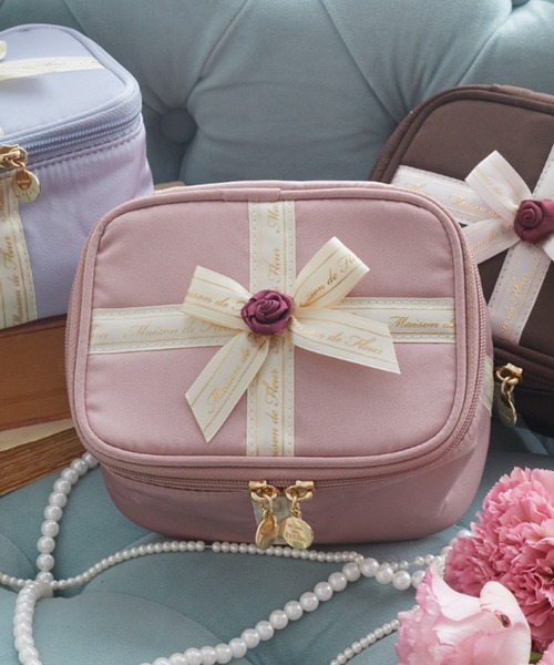 Maison de FLEUR（メゾンドフルール）の「プレゼントリボンボックス