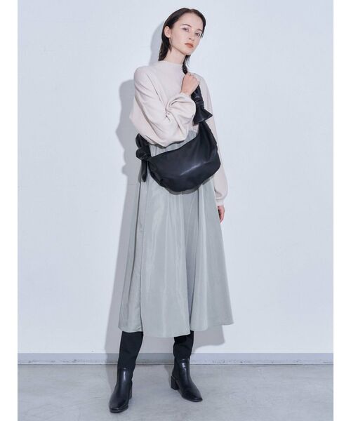 ELENDEEK（エレンディーク）の「カーディガンレイヤードライクドッキングワンピース（ワンピース・レディース・ブラック/グレー/ライトベージュ・01/02）」の9枚目の写真