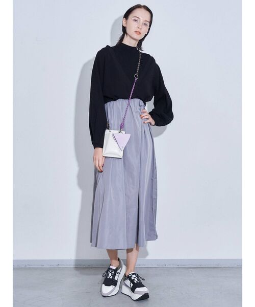 ELENDEEK（エレンディーク）の「カーディガンレイヤードライクドッキングワンピース（ワンピース・レディース・ブラック/グレー/ライトベージュ・01/02）」の7枚目の写真