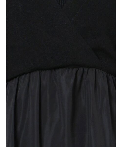 ELENDEEK（エレンディーク）の「カーディガンレイヤードライクドッキングワンピース（ワンピース・レディース・ブラック/グレー/ライトベージュ・01/02）」の20枚目の写真