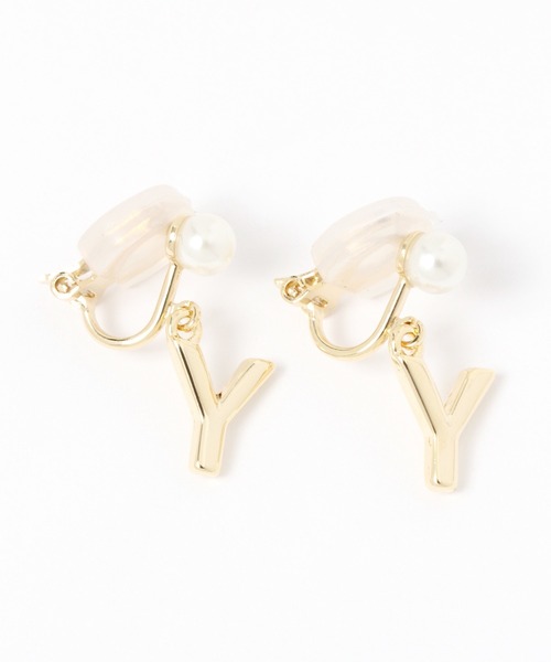 GLOBAL WORK(グローバルワーク)の「イニシャルイヤリング/260119(イヤリング・レディース・ゴールド/イエロー/ライトイエロー/ゴールド系その他/イエロー系その他3/イエロー系その他4・FREE)」の4枚目の写真