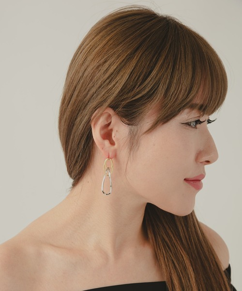 COLOR TOKYO ACCESSORIES(カラートウキョウアクセサリー)の「ひねりリング配色ピアス(ピアス(両耳用)・レディース・Silver/GOLD ・FREE)」の7枚目の写真