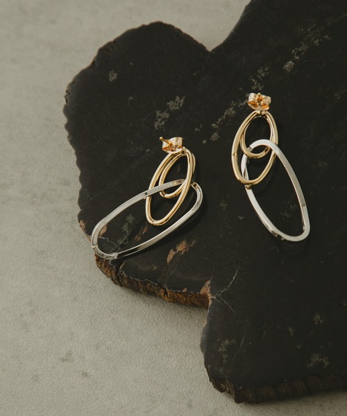 COLOR TOKYO ACCESSORIES(カラートウキョウアクセサリー)の「ひねりリング配色ピアス(ピアス(両耳用)・レディース・Silver/GOLD ・FREE)」の15枚目の写真