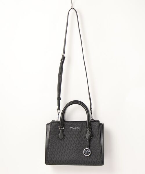 MICHAEL KORS(マイケルコース)の「HOPE メッセンジャー ミディアム(ショルダーバッグ・レディース・ブラック・FREE)」の1枚目の写真