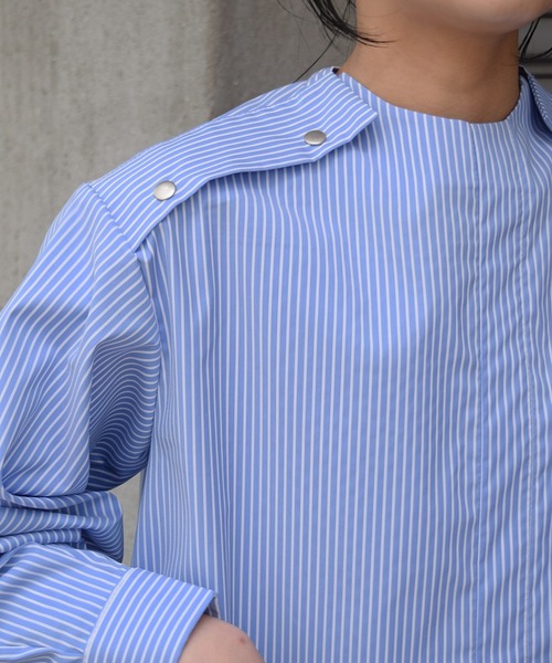Marient（マリエント）の「ストライプスナップBL（シャツ/ブラウス・レディース・ブルー・FREE）」の5枚目の写真