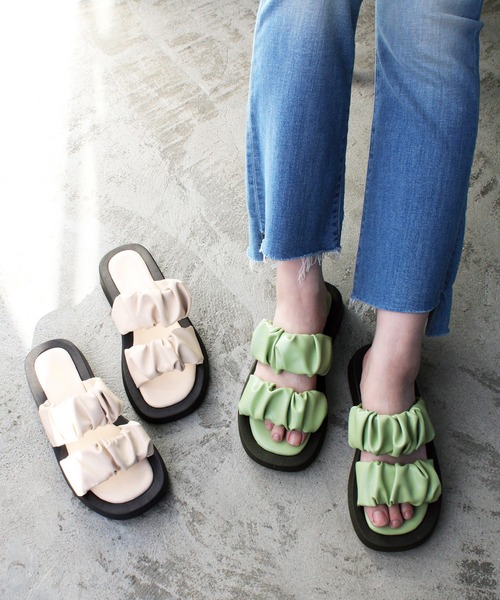 GeeRA（ジーラ）の「シャーリングダブルベルトサンダル（サンダル・レディース・ブラック/アイボリー/グリーン/パープル・MEDIUM/X-LARGE/SMALL/LARGE）」の8枚目の写真