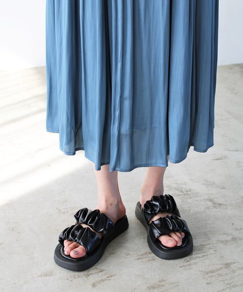 GeeRA（ジーラ）の「シャーリングダブルベルトサンダル（サンダル・レディース・ブラック/アイボリー/グリーン/パープル・MEDIUM/X-LARGE/SMALL/LARGE）」の7枚目の写真