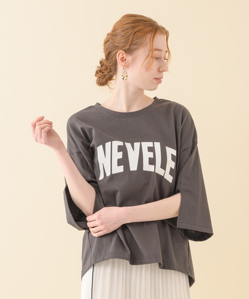 CLOCHE(クロシェ)の「cloche 袖スリットロゴT(Tシャツ/カットソー・レディース・ホワイト/ライトブルー/ネイビー・FREE)」の3枚目の写真