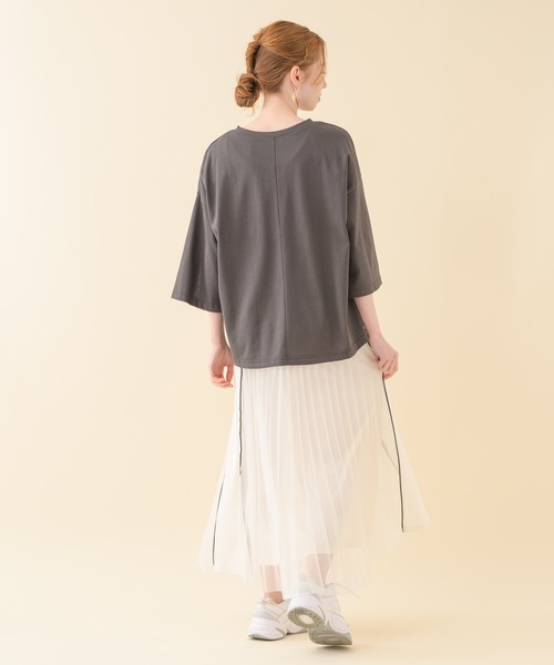 CLOCHE(クロシェ)の「cloche 袖スリットロゴT(Tシャツ/カットソー・レディース・ホワイト/ライトブルー/ネイビー・FREE)」の13枚目の写真