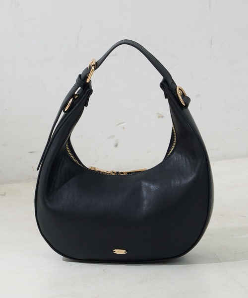 Chico（チコ）の「【新色追加】ベルトハンドルラウンドバック（ハンドバッグ・レディース・ブラック/アイボリー/ホワイト系その他2/ミント・FREE）」の13枚目の写真